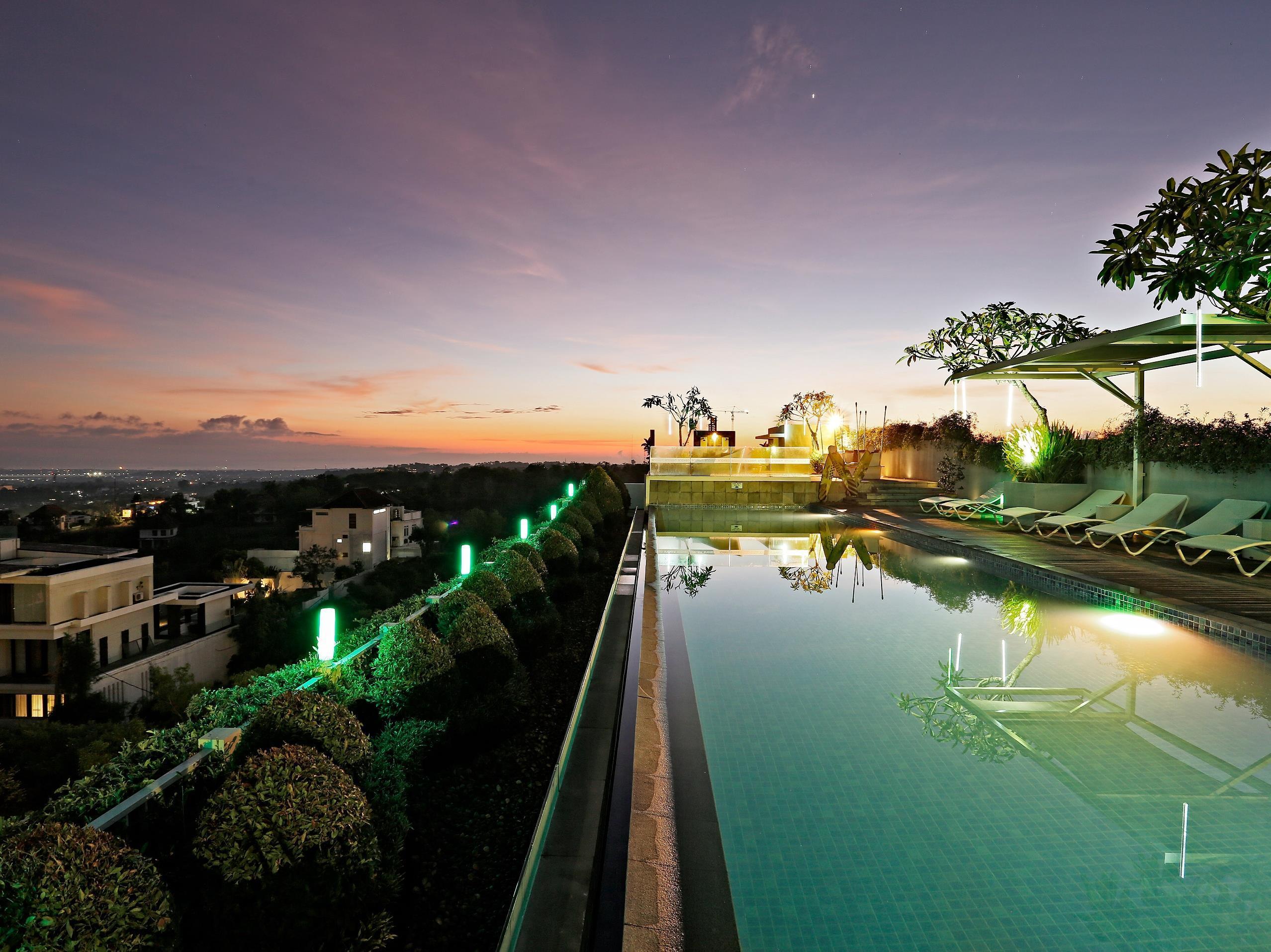 Maxonehotels At Bukit Jimbaran Exterior foto