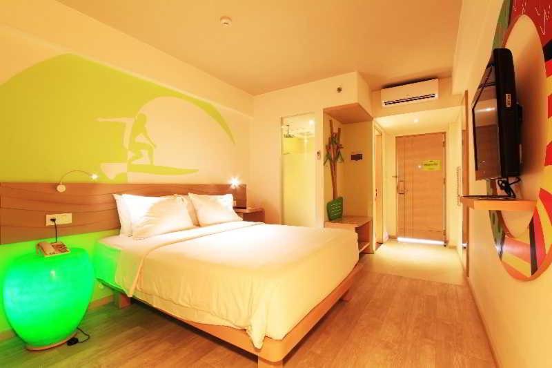 Maxonehotels At Bukit Jimbaran Zimmer foto