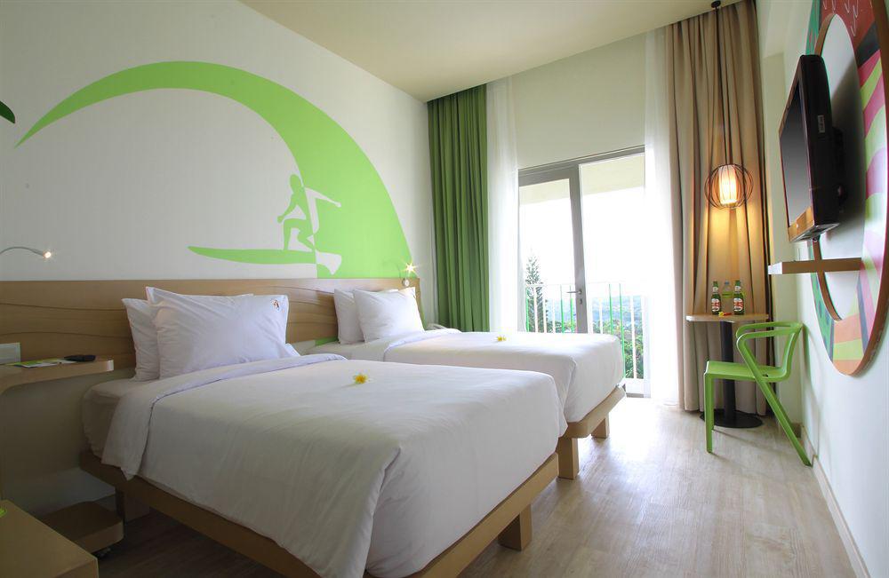 Maxonehotels At Bukit Jimbaran Exterior foto
